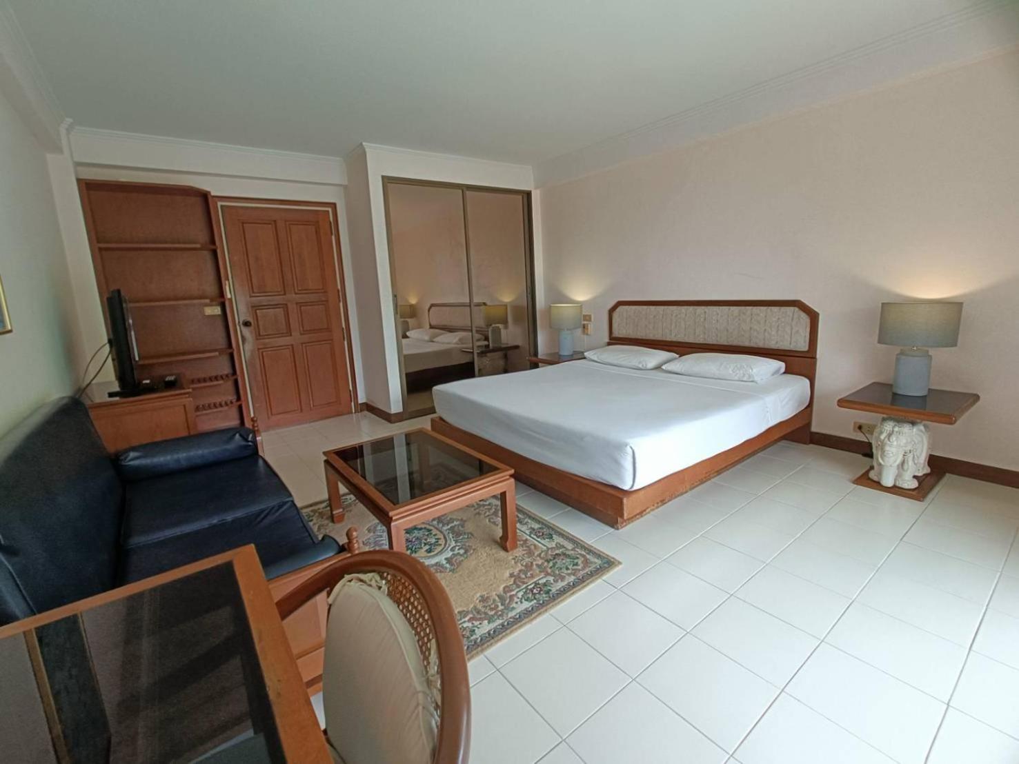 The Monaco Residence Pattaya Zewnętrze zdjęcie