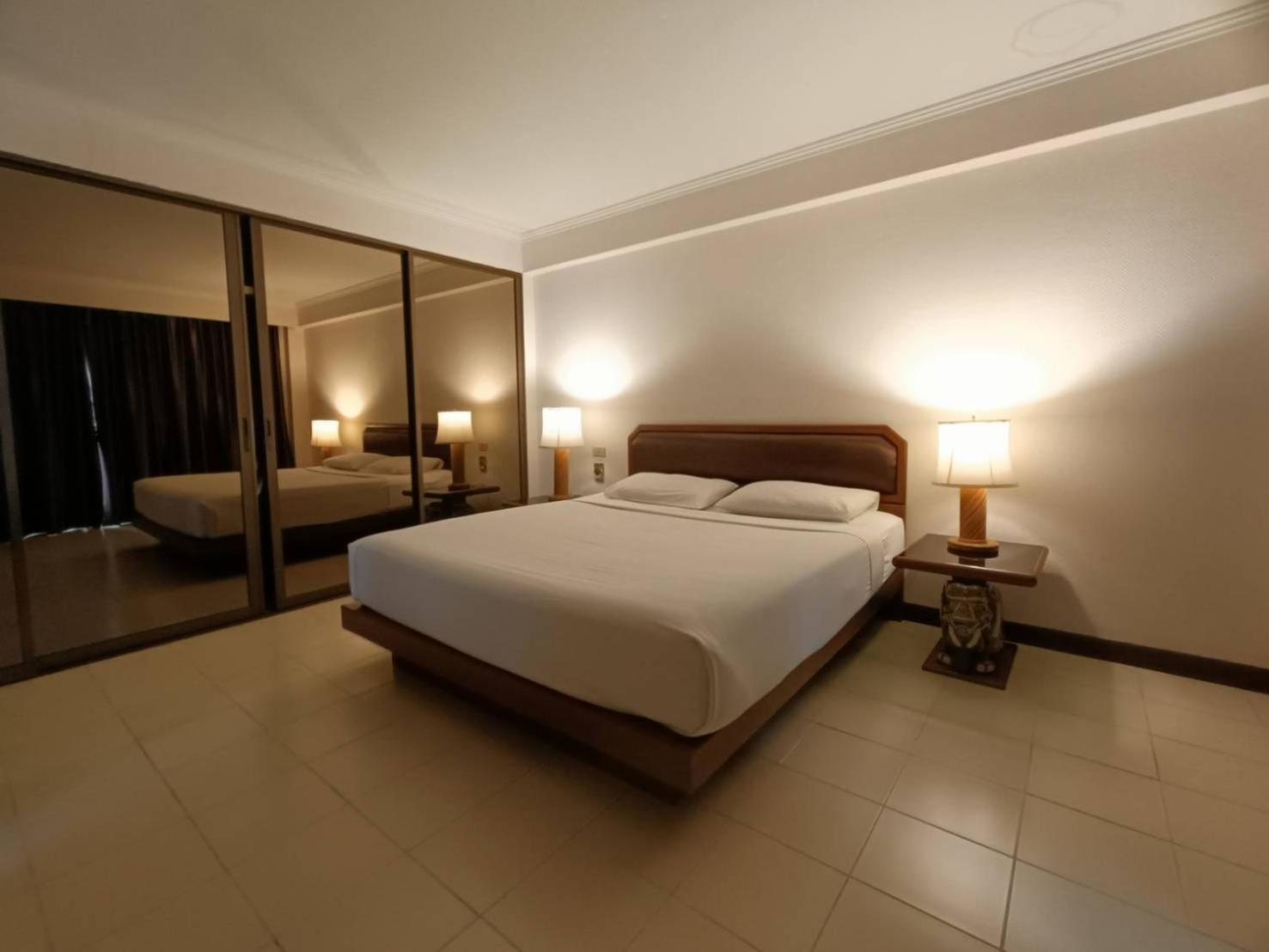 The Monaco Residence Pattaya Zewnętrze zdjęcie